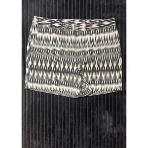 Worthington womens Zebra stripped Black and White Dress Shorts Size XL